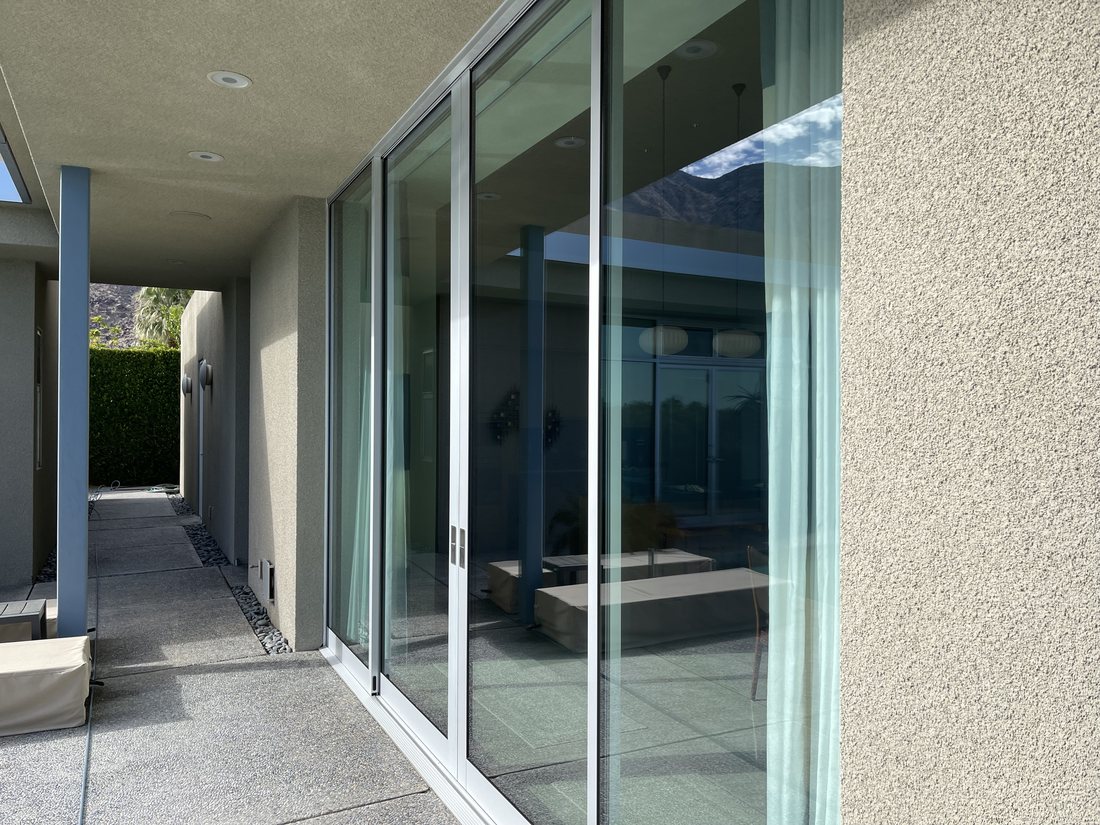 Spotless glass, inside and out